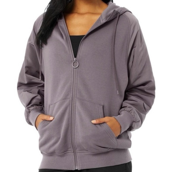 ALO Yoga Tops - ALO Yoga On The Go Zip Up Hoodie Sweatshirt in Purple Dusk Size Medium